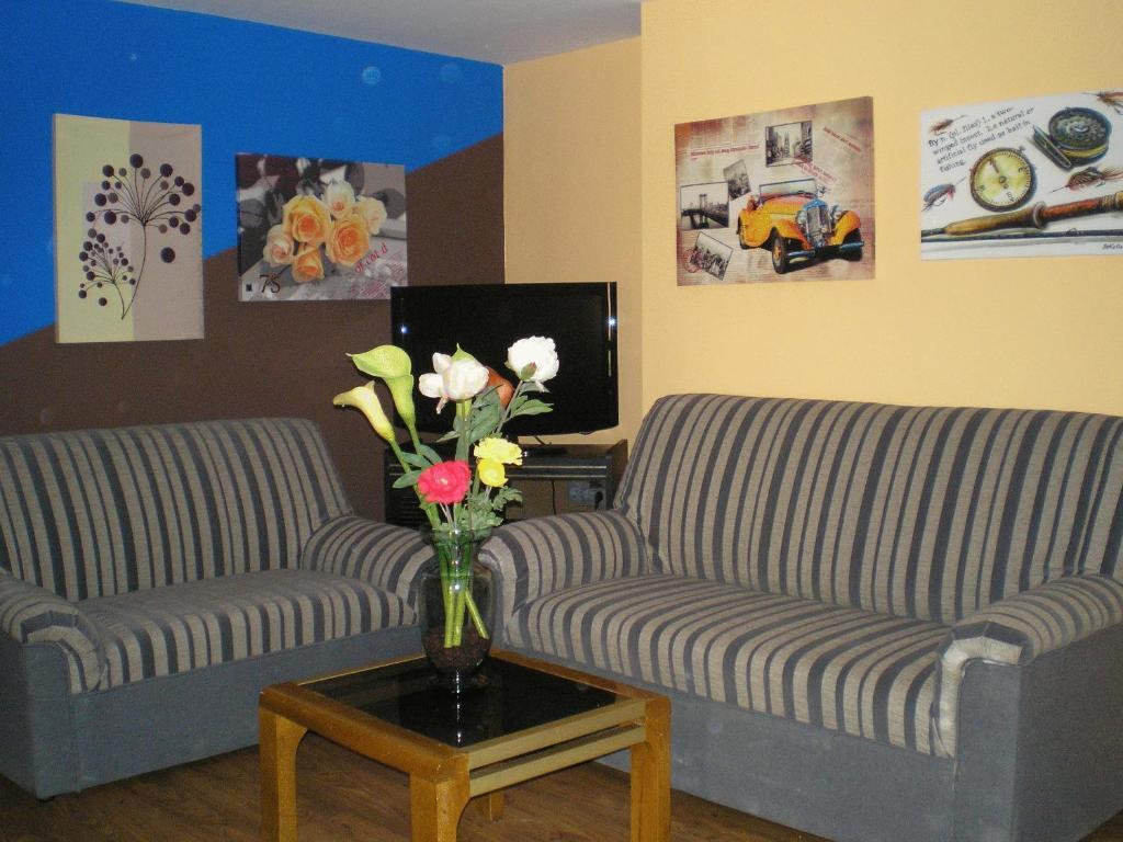 Apartamentos Augusta Centro Zaragoza Dış mekan fotoğraf